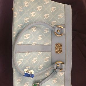 Dooney and Bourke purse